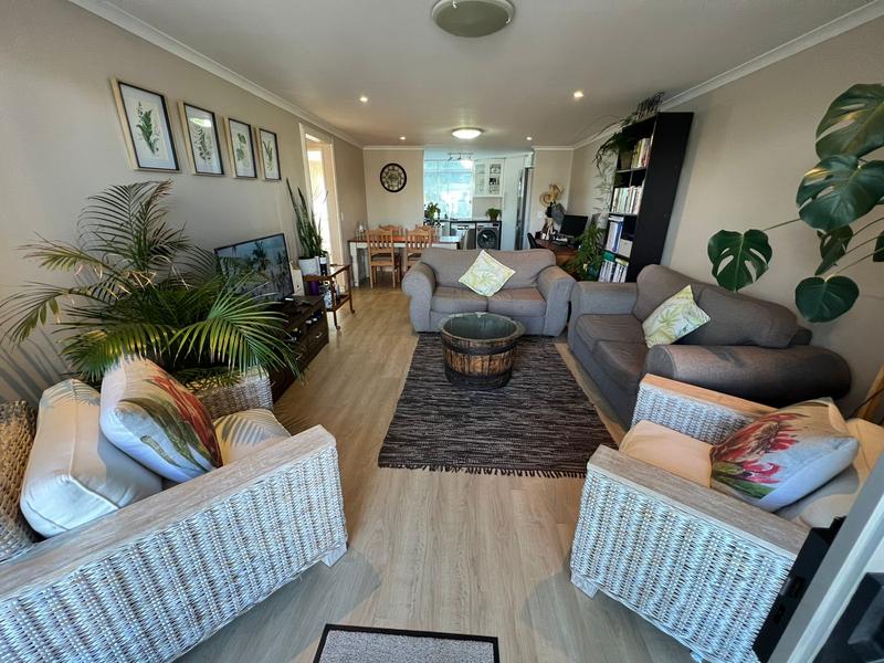 2 Bedroom Property for Sale in Kenridge Western Cape